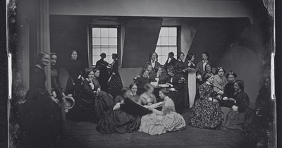 💬 Town Square | Is reading really the best way to expand your mind?